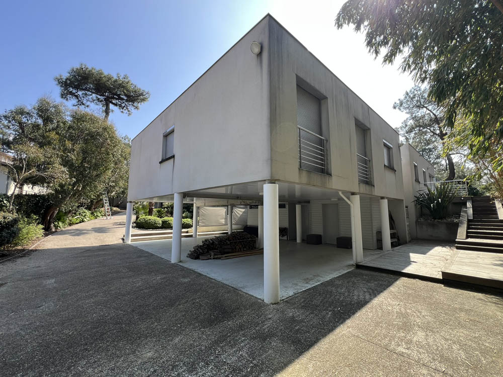 Nettoyage de façade et béton désactivé au Cap Ferret