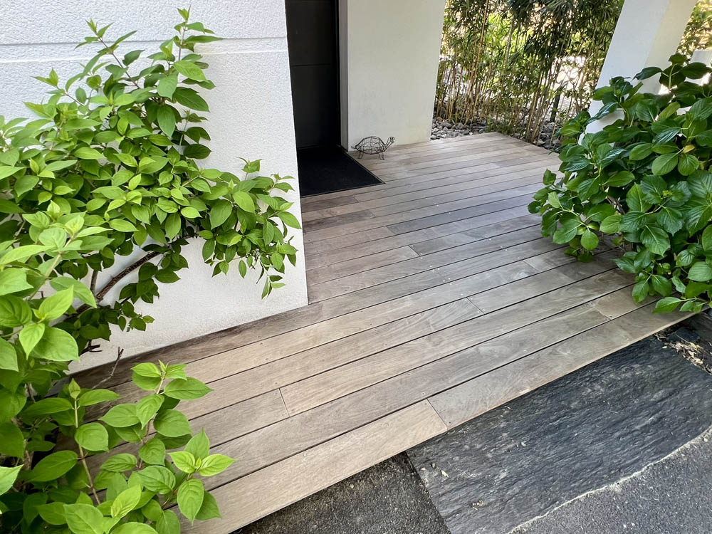 Nettoyage de terrasse bois à Gujan-Mestras