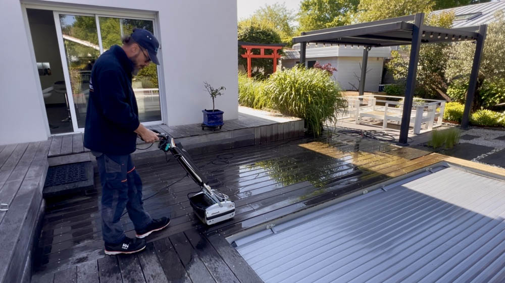 Nettoyage de terrasse bois à Gujan-Mestras