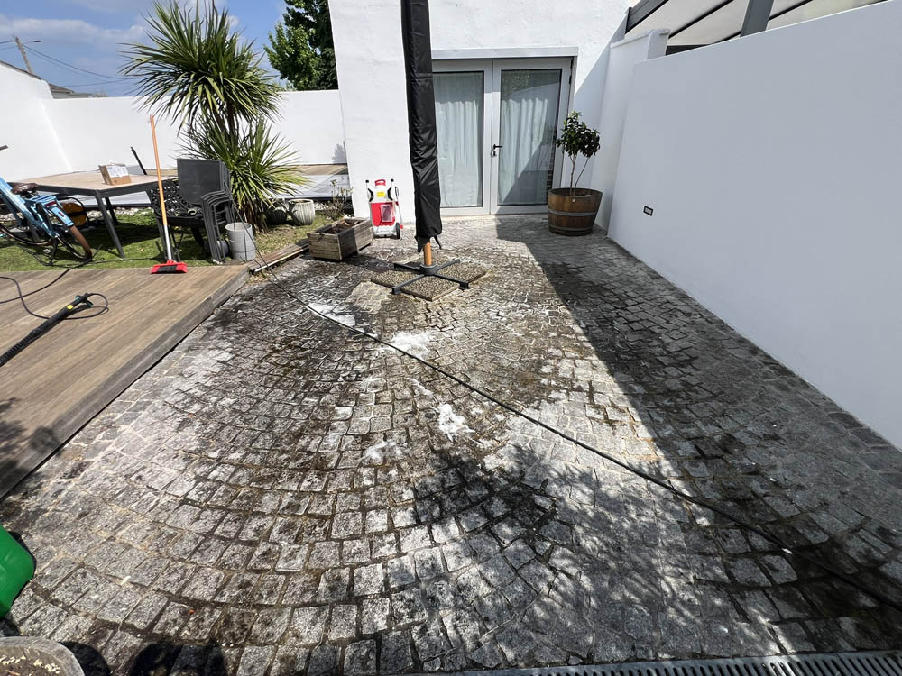 nettoyage allée de pavés en granit - Talence