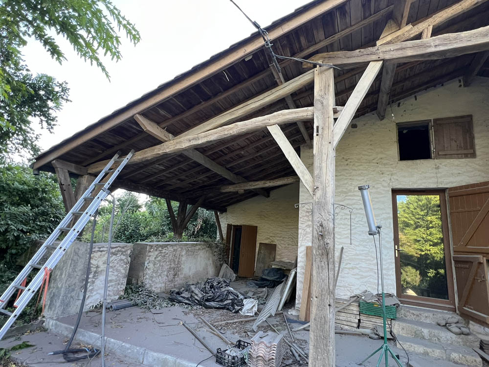 décapage de poutres en bois par aérogommage sur Anzex (47)
